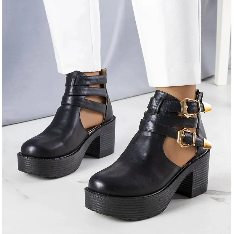 Black ankle boots from Nellie