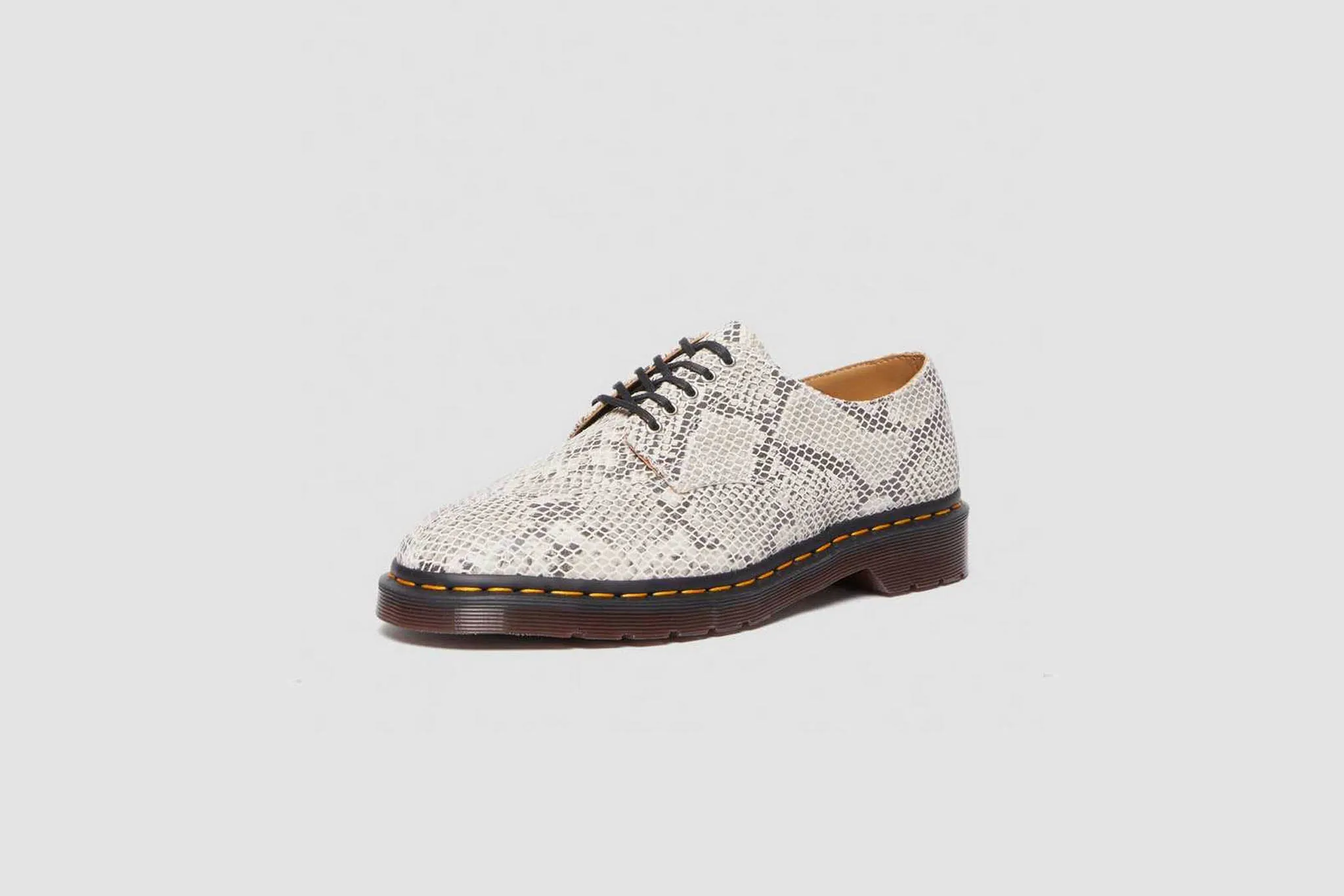 Dr. Martens 2046 Python Print Oxfords M - Sand / Black