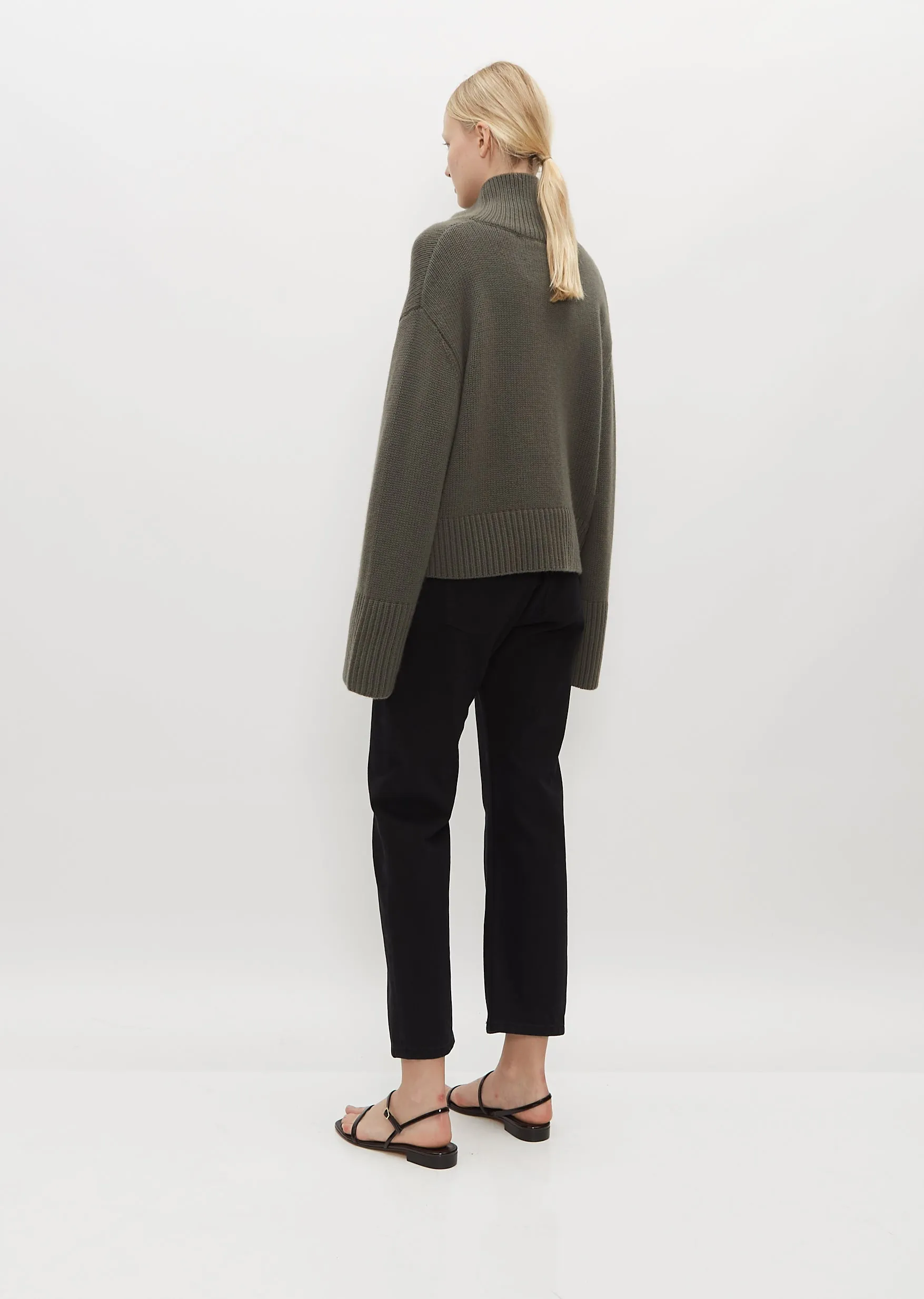 Fleur Cashmere Sweater