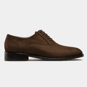 Oxfords in brown suede