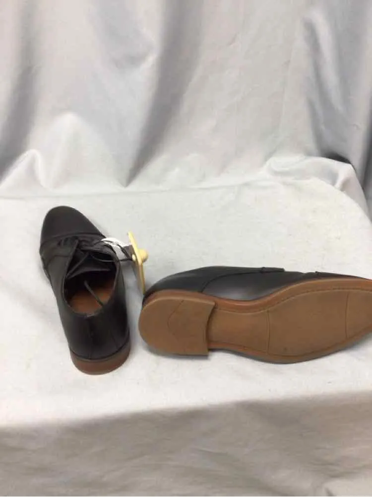 SIZE 8 1/2 APT 9 Men's SHOES