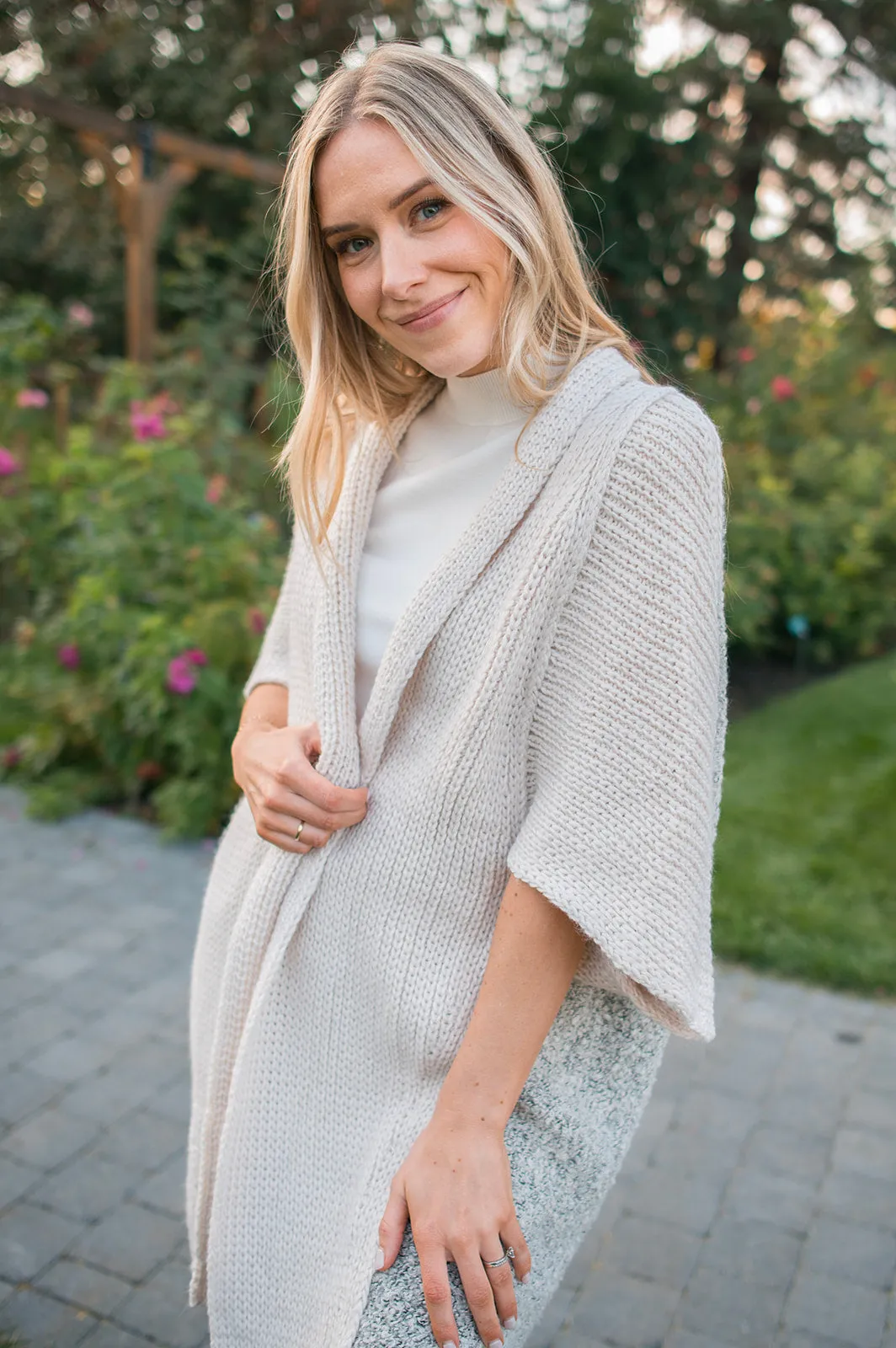 The Cliff Two Tone Cardigan by Elan - Oatmeal/Grey