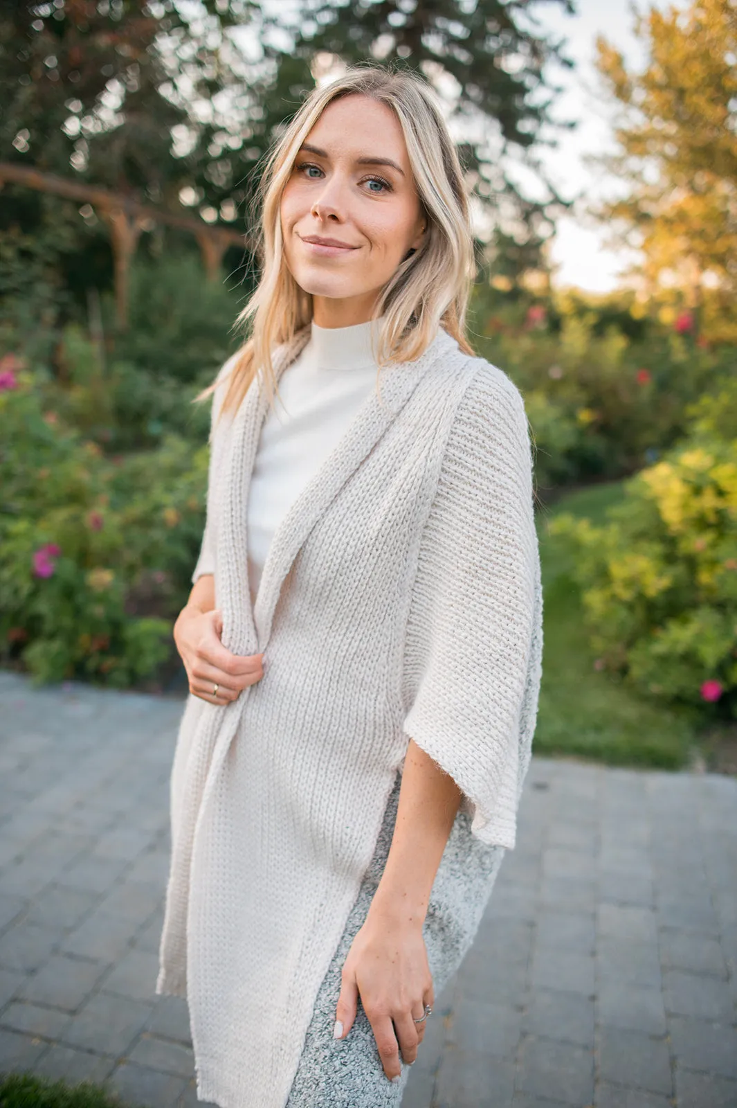 The Cliff Two Tone Cardigan by Elan - Oatmeal/Grey